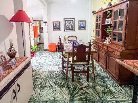Manuel Belgrano 1700