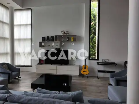 Casa en Venta en Bella Vista Chico, USD 720.000