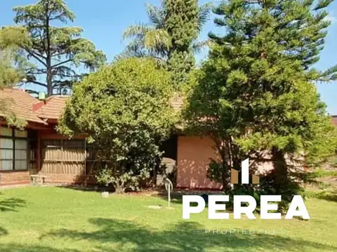 Chalet en calle Leloir