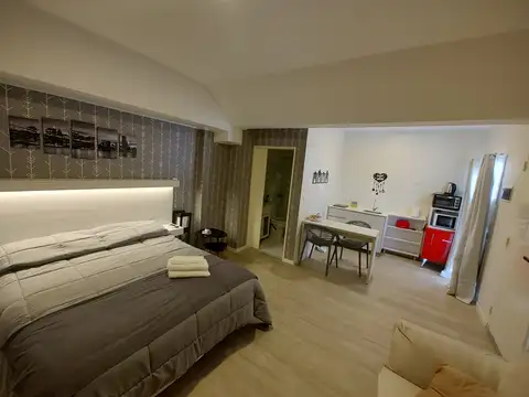 Av. Santa Fe 5100, Piso 2