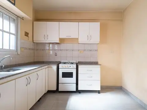 VENTA PH 3 AMBIENTES EN SARANDI 