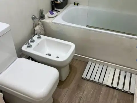 Depto Tipo Casa en Alquiler 48 años