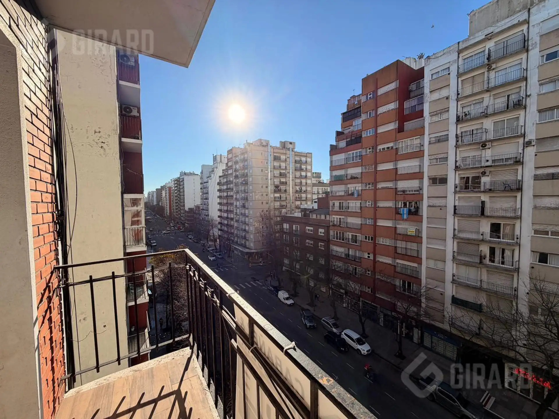 Depto 3 amb, 64m² con balcón — Plaza Colon
