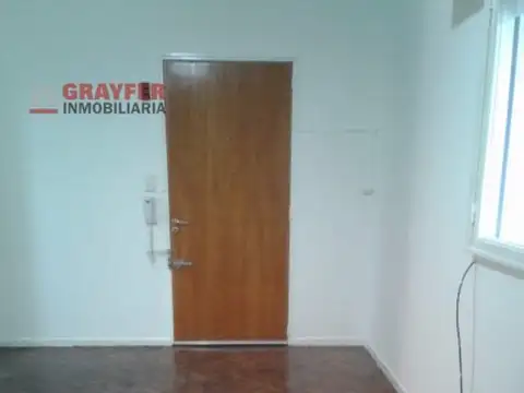 JUNIN 300