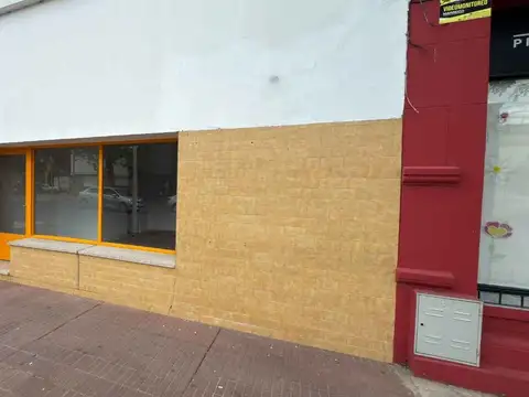Avenida General Bartolomé Mitre 400