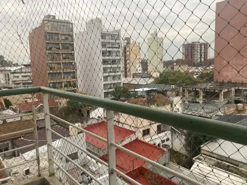 Dpto 3 amb alquiler c/balcón R. Esc. Centro Lanús