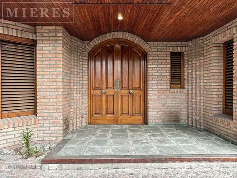 Casa en Alquiler de 4 dormitorios