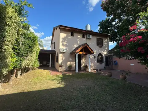Casa 3 ambientes con 2 baños