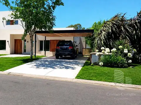 Venta - Casa 6 Ambientes - Barrio San Matías Área 3