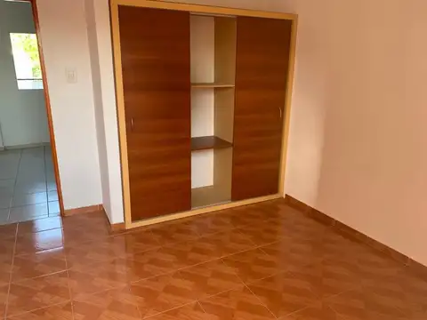 Departamento en Alquiler en Macrocentro, $ 300.000