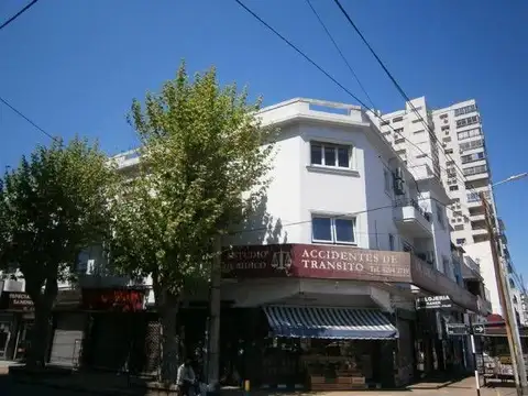 Departamento - Venta - Argentina, Avellaneda - Avenida Mitre 2012