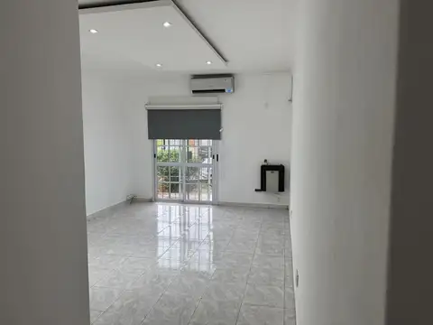 Venta Departamento Wilde 4 ambientes, 3 dorm, 1 baño