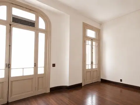 Departamento 4 ambientes en Venta | San Nicolás | ideal para vivienda, oficina o renta temporaria