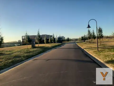 Terreno en venta - 780mts2 - El Naudir