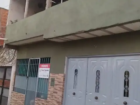 Depto Tipo Casa en Venta con 1 cocheras