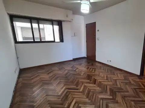 DEPTO CON EXCELENTE UBICACION - 1 DORMITORIO