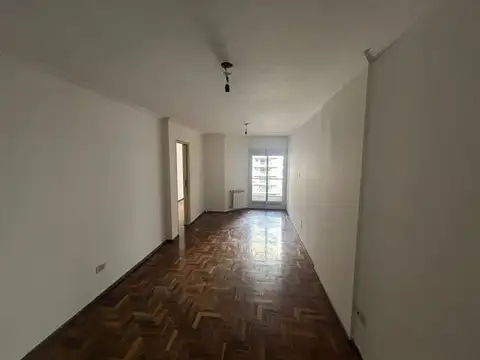 Alquilo Depto de un Dor con Balcon, Parana 540