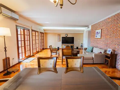 Casa en Venta en Castelar Norte, USD 500.000