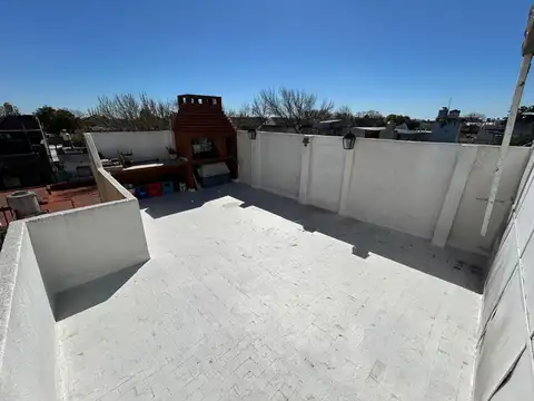 DEPARTAMENTO 3 AMB. CON TERRAZA PROPIA