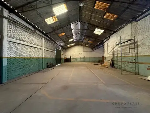Galpón - Depósito de 600 m2 - Alquiler  - Quilmes Oeste.