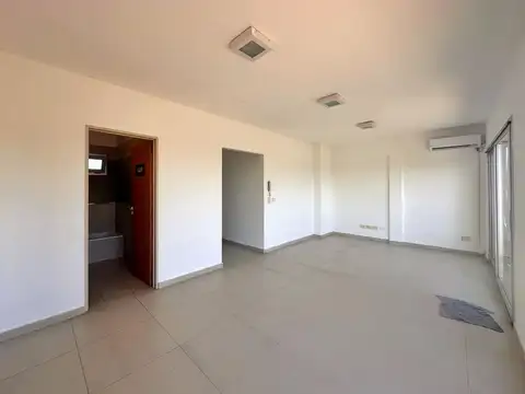Departamento en Alquiler en Tigre Centro, $ 890.000