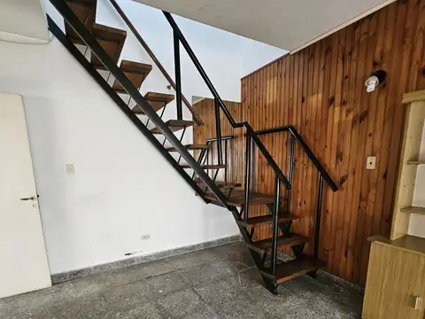 Depto Tipo Casa en Venta de 4 ambientes