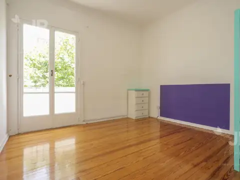 DEPARTAMENTO 2 AMBIENTES EN VENTA ,FRENTE MUY LUMINOSO