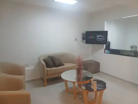 ALQUILER TEMPORARIO CONSULTORIO CENTRO