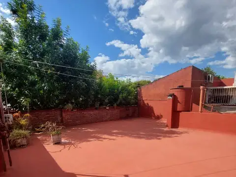 Casa en Venta en Parque Avellaneda, USD 190.000
