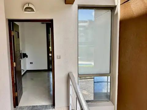 Departamento en Alquiler con 1 cocheras