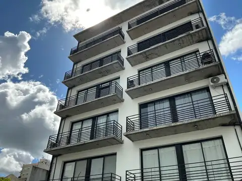 Alquiler MONOAMBIENTE EN PILAR CENTRO con BALCON