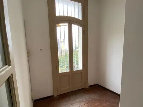 Maipu 778 , Piso 02