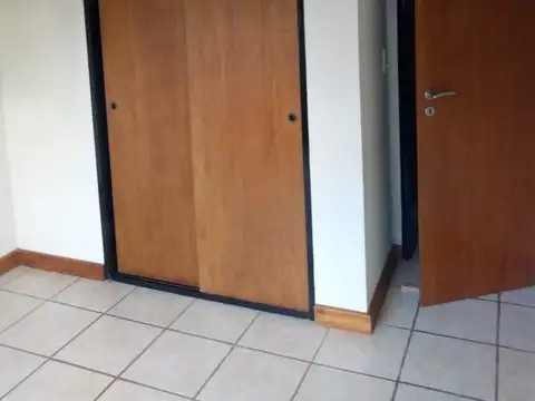 MUY LINDA CASA EN ALQUILES, BO. PRIVADO EL ALJIBE ALQUILER A PARTIR DICIEMBRE DE  2024
