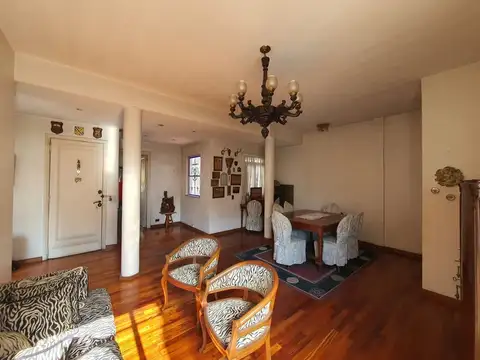 VENDE SEMIPISO 4 AMB C DEPEND EN FLORES