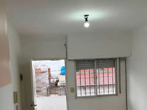 Depto Tipo Casa en Venta 28 años