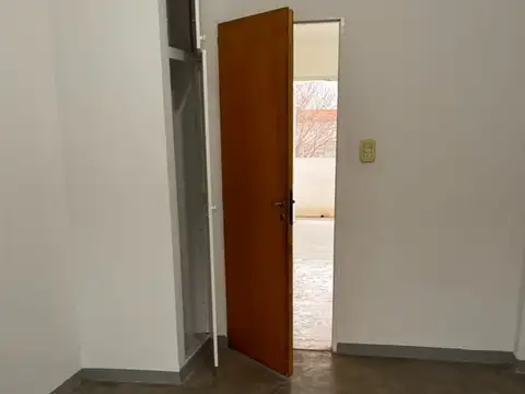 Depto Tipo Casa Monoambiente con 1 baño