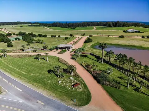 Lote en Las Garzas de 2400 mt2