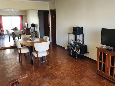 Venta Departamento 4 ambientes Avellaneda