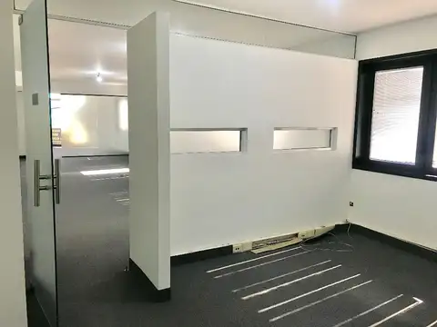 Av Julio A Roca 500, Piso 8