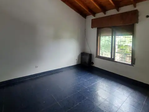 Depto Tipo Casa en Alquiler de 3 dormitorios
