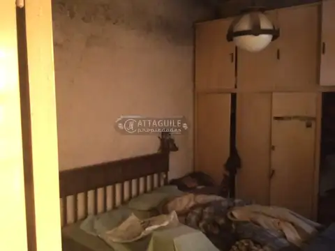 Depto Tipo Casa 4 ambientes con 2 baños