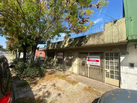 PROPIEDAD MULTIFAMILIAR DESARROLLADA EN PLANTA BAJA,