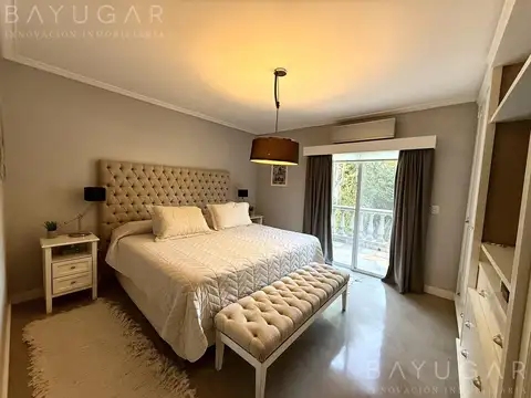 Casa 7 ambientes con 2 baños