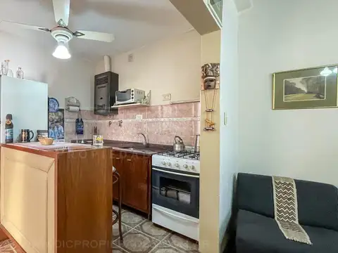 Depto Tipo Casa 2 ambientes con 1 baño