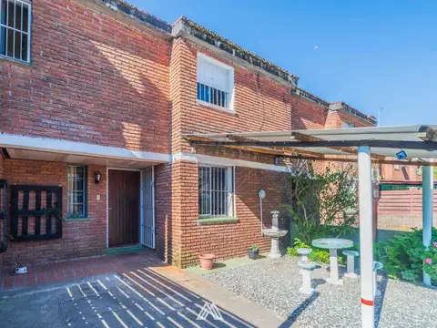 VENTA CASA DUPLEX 3 DORM PROGRESO CON RENTA