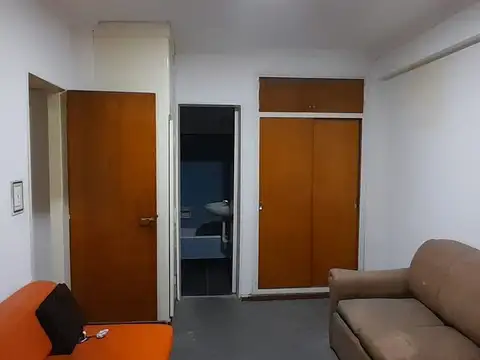 VENTA MONOAMBIENTE A RECICLAR INTERNO - CENTRO