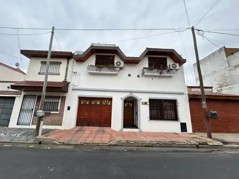 Casa en venta 3 dormitorios lanus Oeste