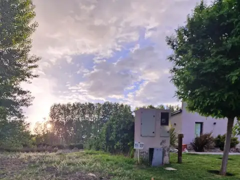 Terreno en Venta 44  mts Fondo