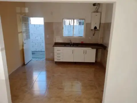 Lambaré 4271, La