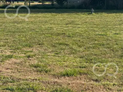 Lote en Venta con planos aprobados, derechos de construcciòn abonados, entrada y perforaciòn